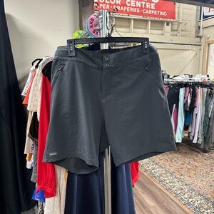 Zoic navaeh 7 inch inseam short men’s dark gray adjustable waist